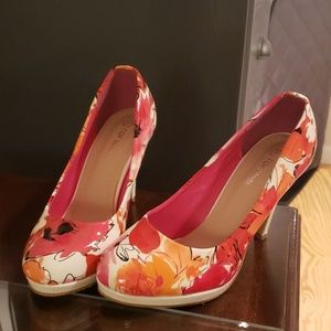 Floral pumps